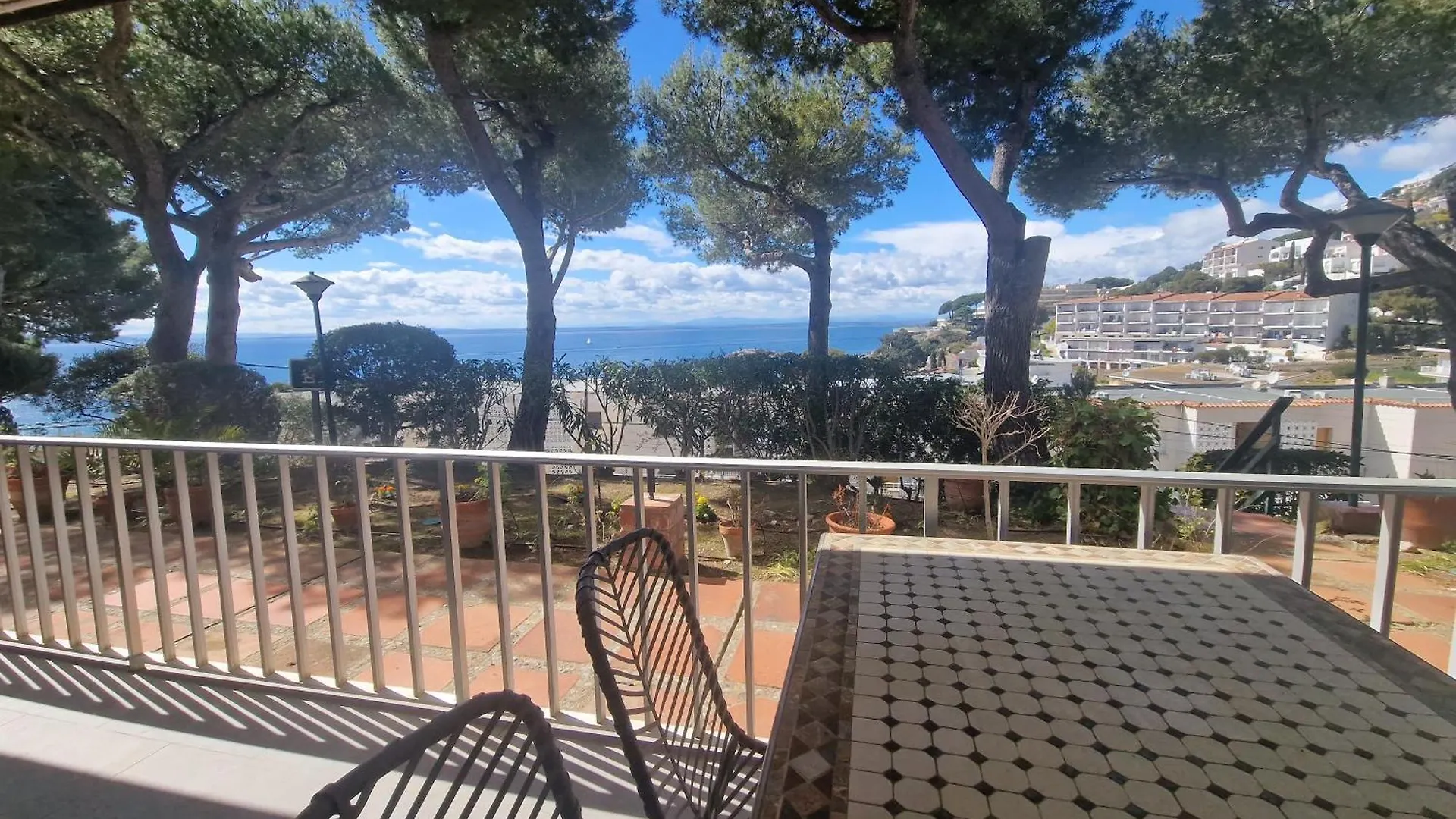 Apartamento Bernie Rosas España